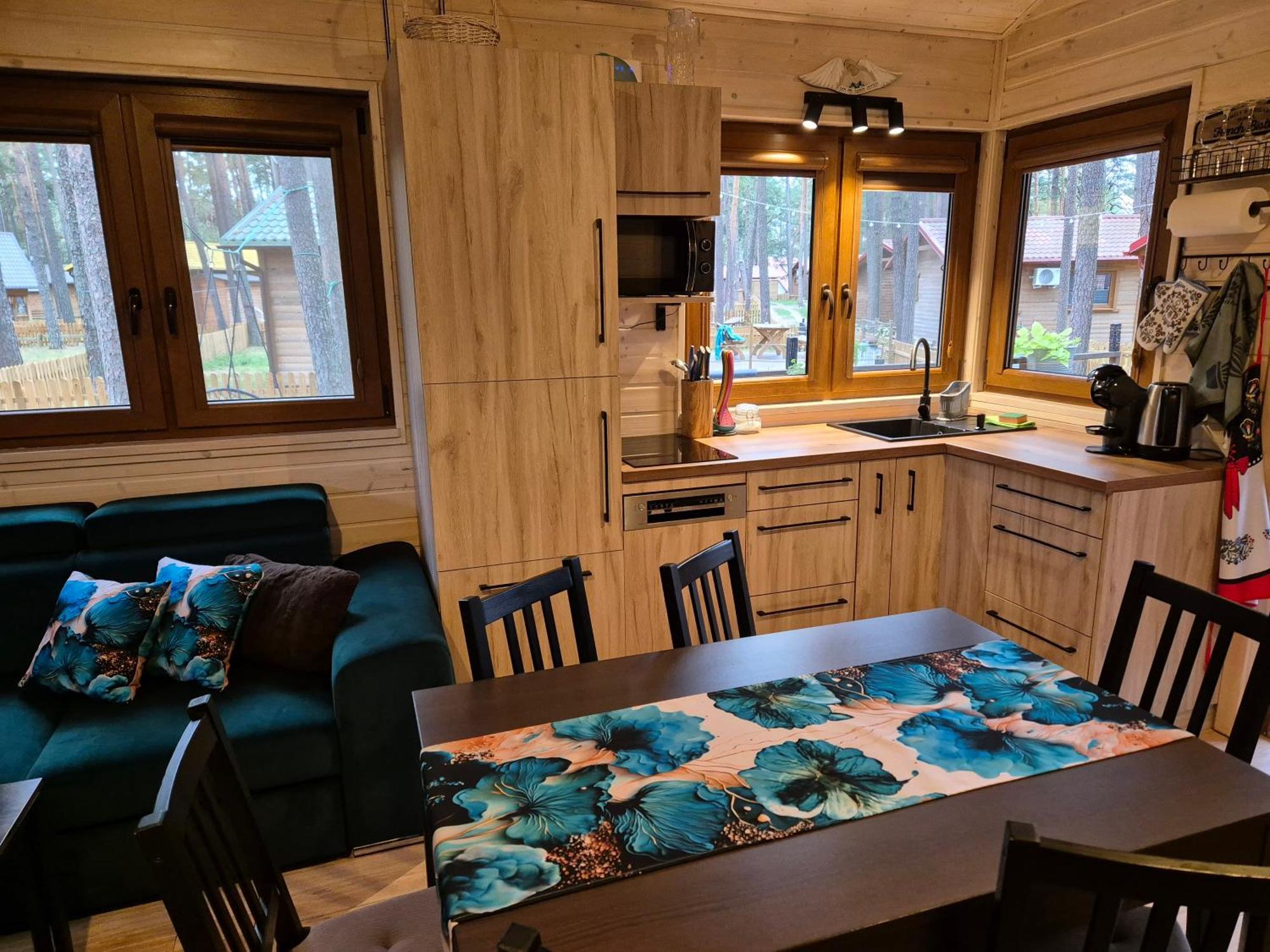 Dzik W Zagrodzie Hotell Borsk Exteriör bild