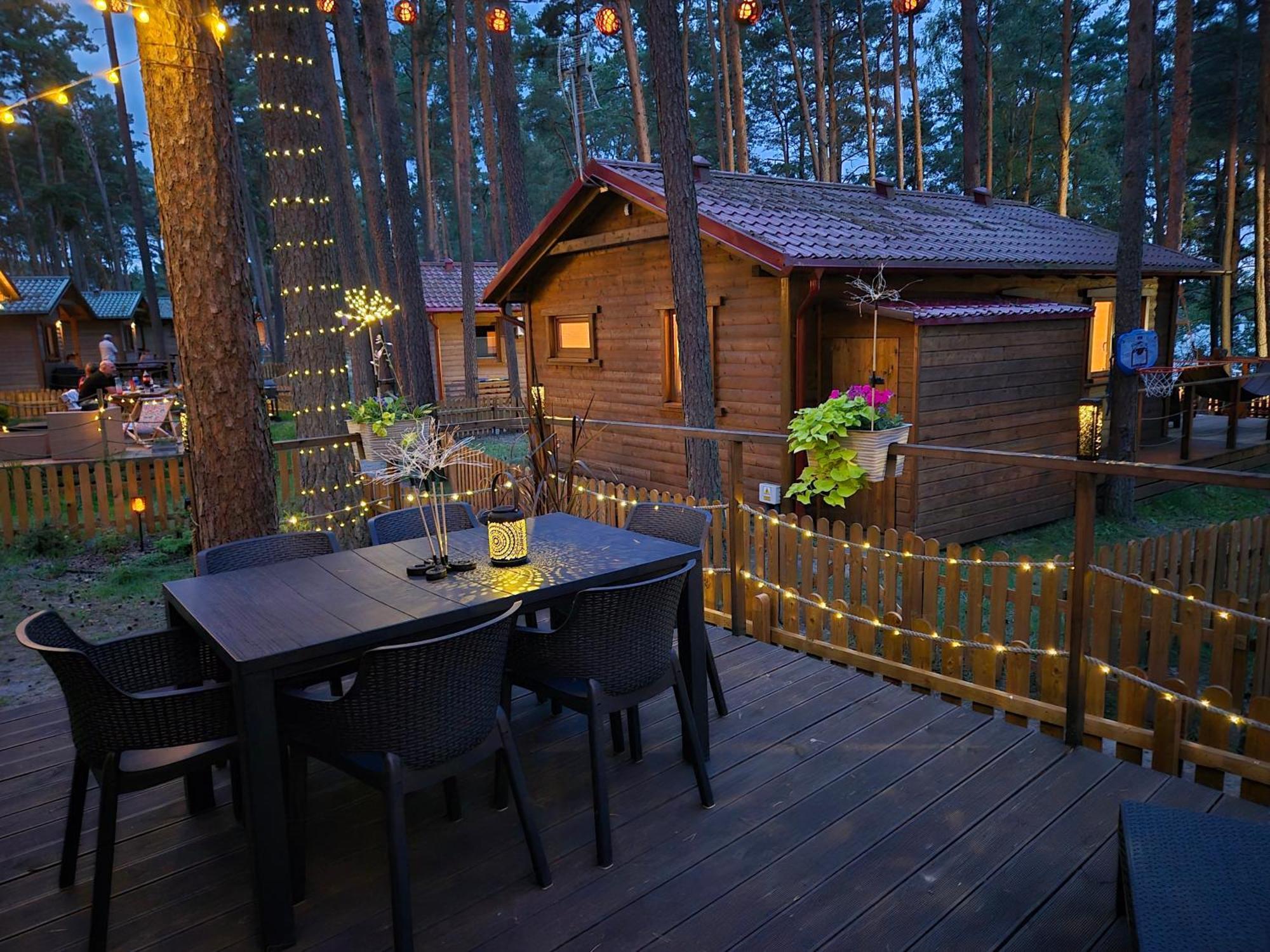 Dzik W Zagrodzie Hotell Borsk Exteriör bild