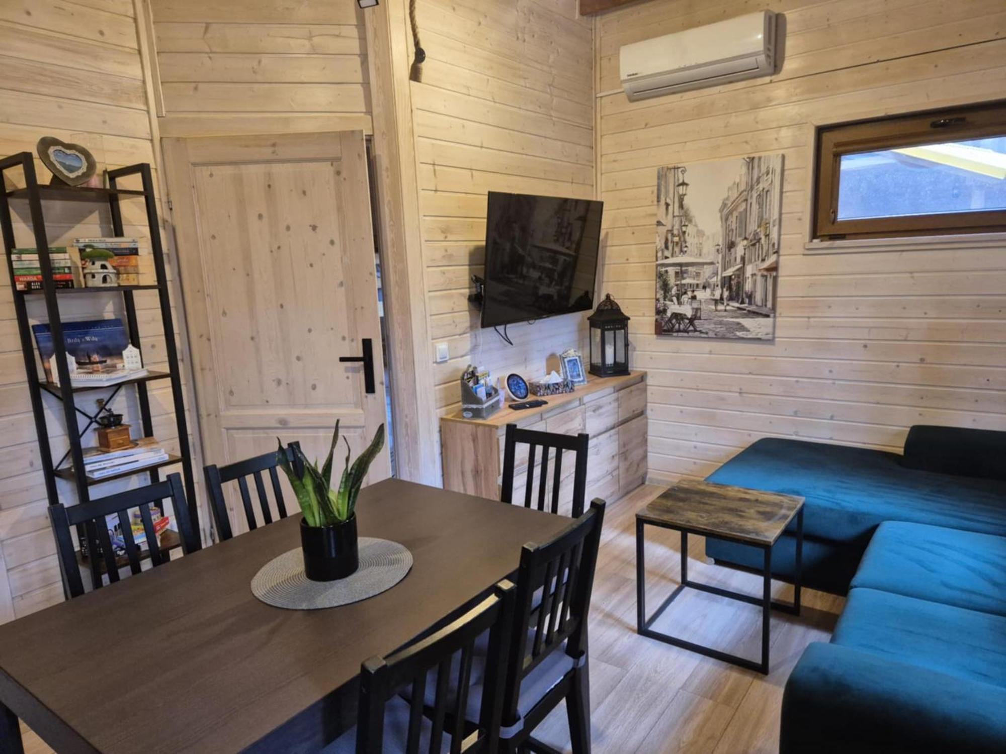 Dzik W Zagrodzie Hotell Borsk Exteriör bild